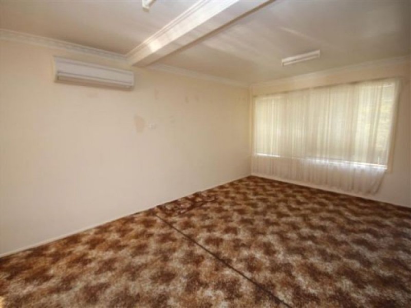 60 George Street, Tenterfield NSW 2372