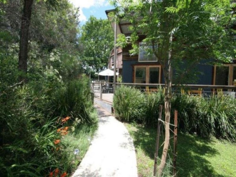 399-401 Rouse Street, Tenterfield NSW 2372