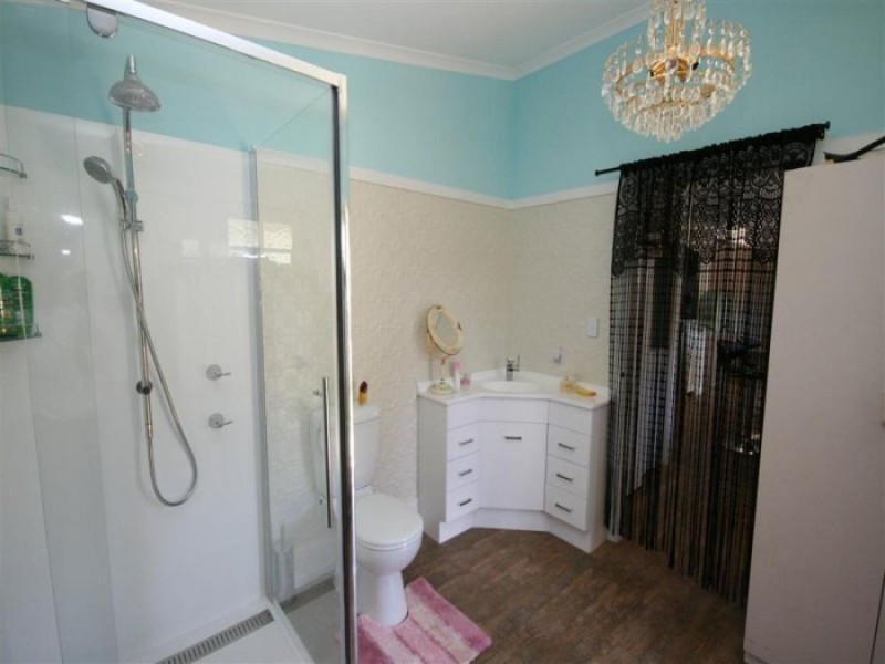 44 Petre Street, Tenterfield NSW 2372