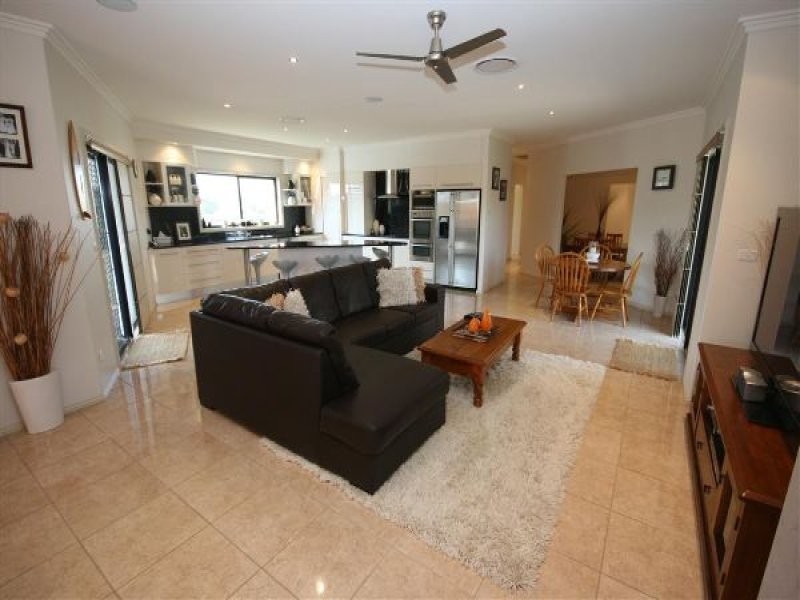 159 Bellevue Road, Tenterfield NSW 2372