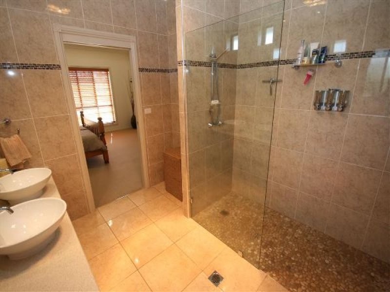159 Bellevue Road, Tenterfield NSW 2372