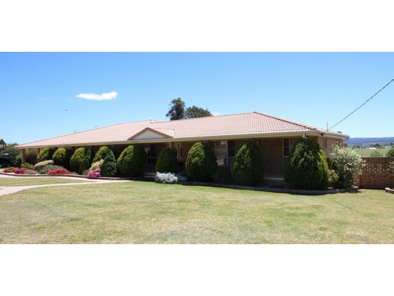 158 Petre Street, Tenterfield NSW 2372