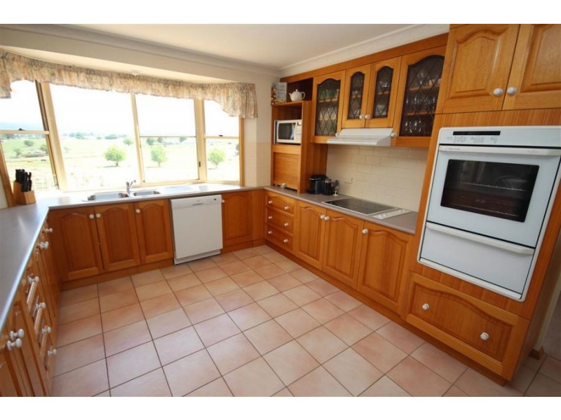 158 Petre Street, Tenterfield NSW 2372