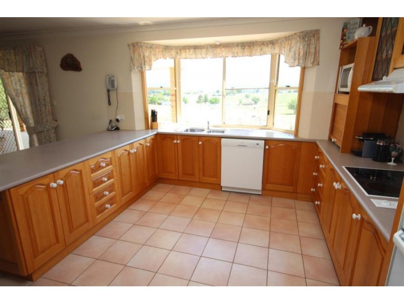 158 Petre Street, Tenterfield NSW 2372