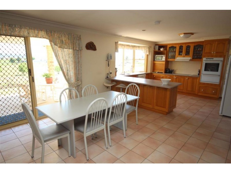 158 Petre Street, Tenterfield NSW 2372