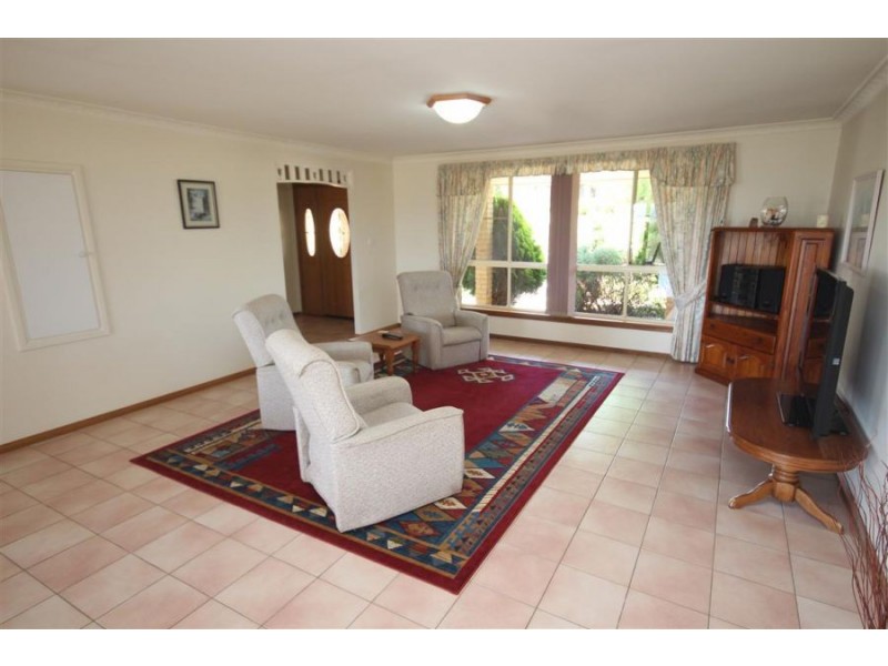 158 Petre Street, Tenterfield NSW 2372