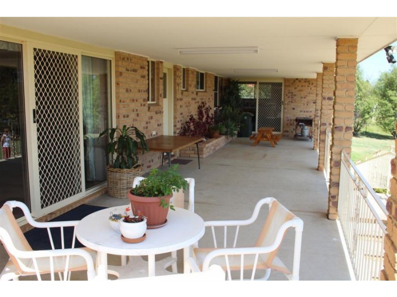 158 Petre Street, Tenterfield NSW 2372