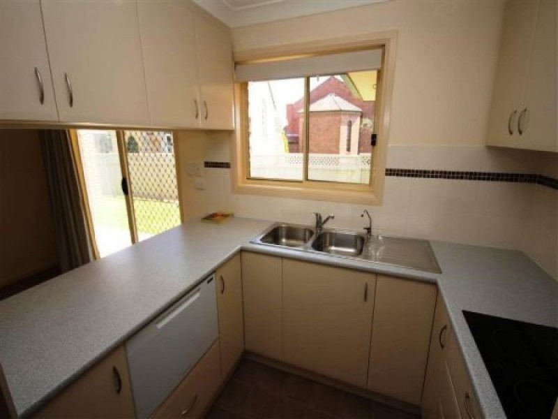 9/65-67 Scott Street, Tenterfield NSW 2372