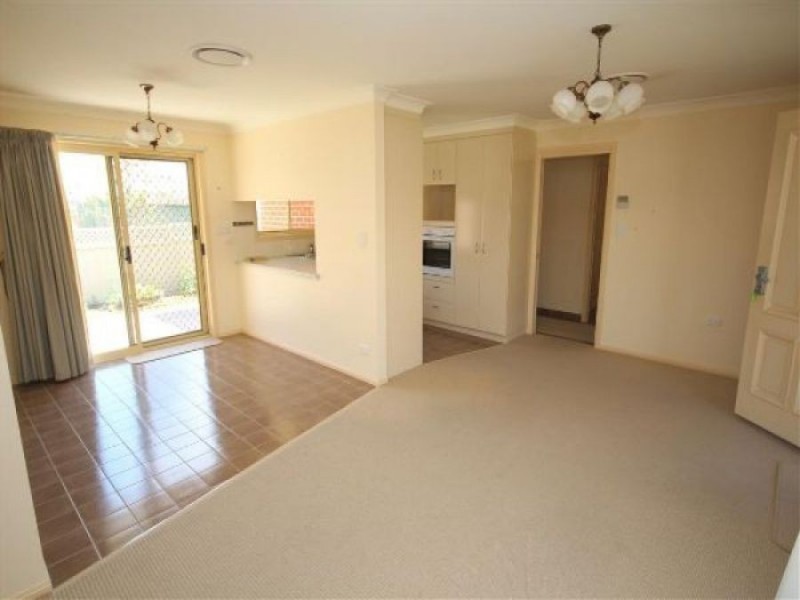 9/65-67 Scott Street, Tenterfield NSW 2372