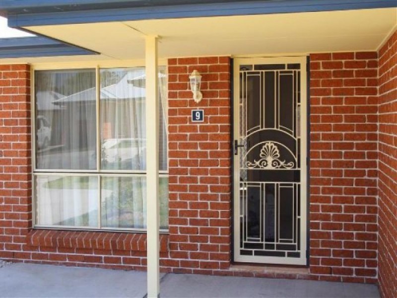 9/65-67 Scott Street, Tenterfield NSW 2372