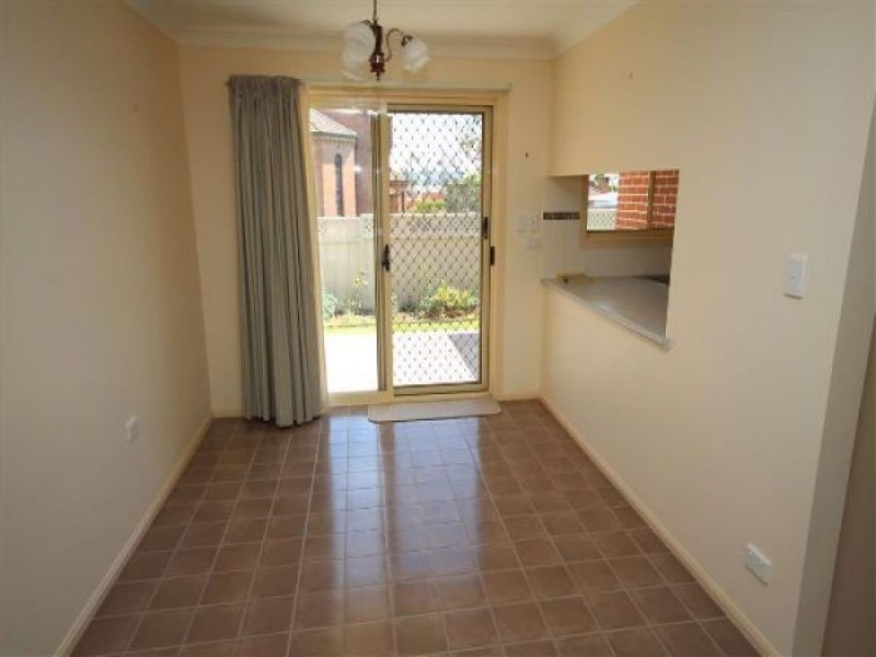 9/65-67 Scott Street, Tenterfield NSW 2372