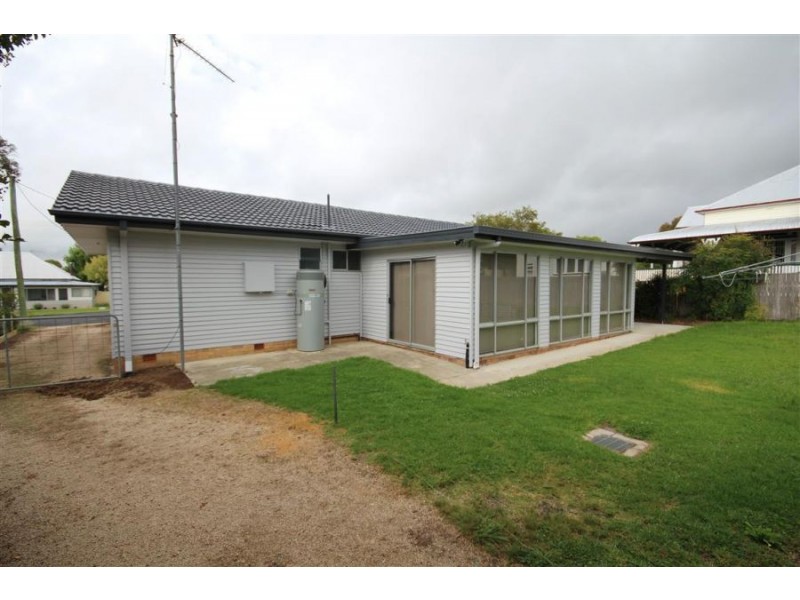 36 High Street, Tenterfield NSW 2372