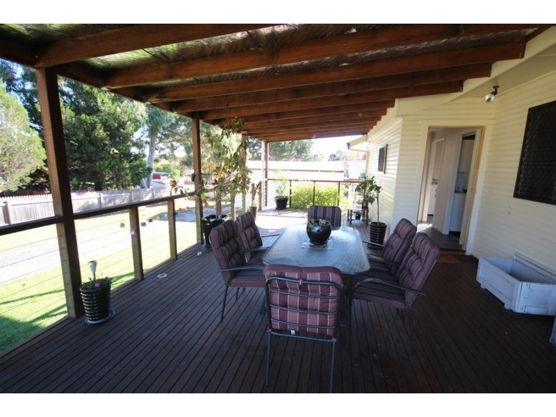 74 Logan Street, Tenterfield NSW 2372