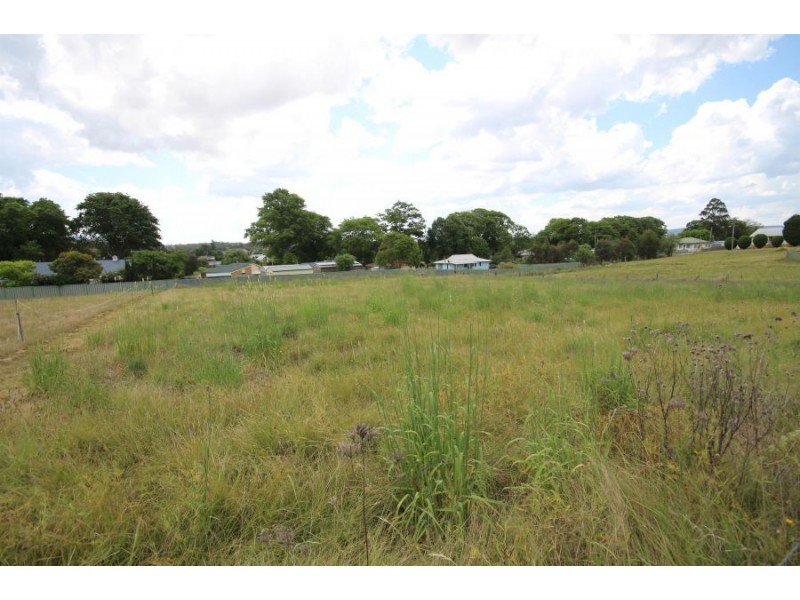 153 Bulwer Street, Tenterfield NSW 2372