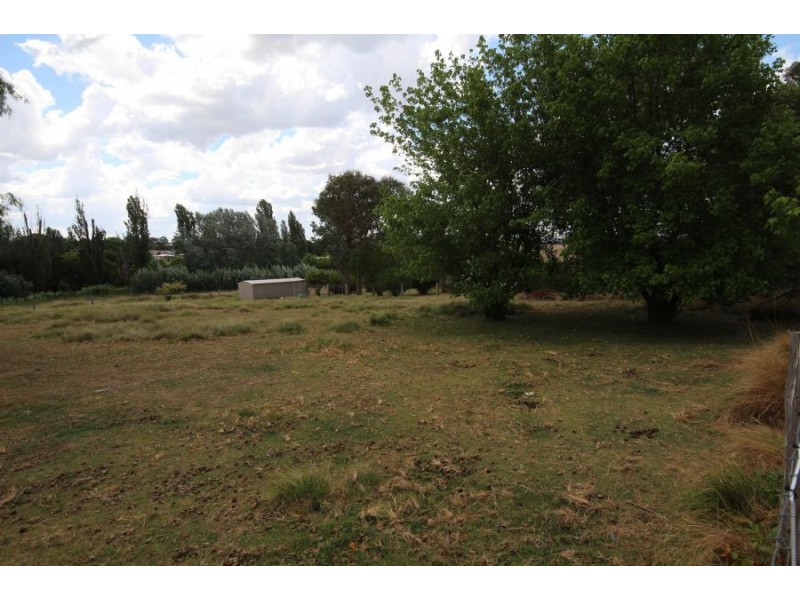 208 Logan Street, Tenterfield NSW 2372