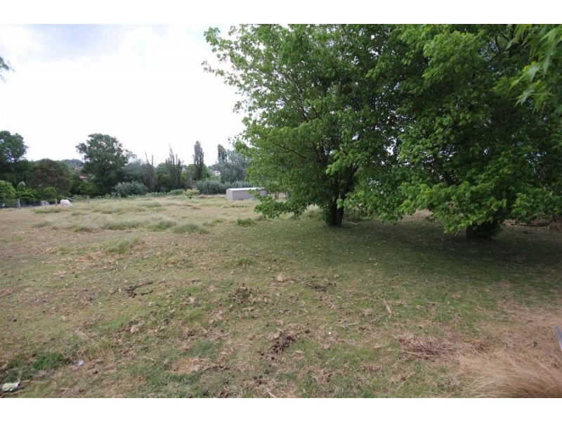 208 Logan Street, Tenterfield NSW 2372