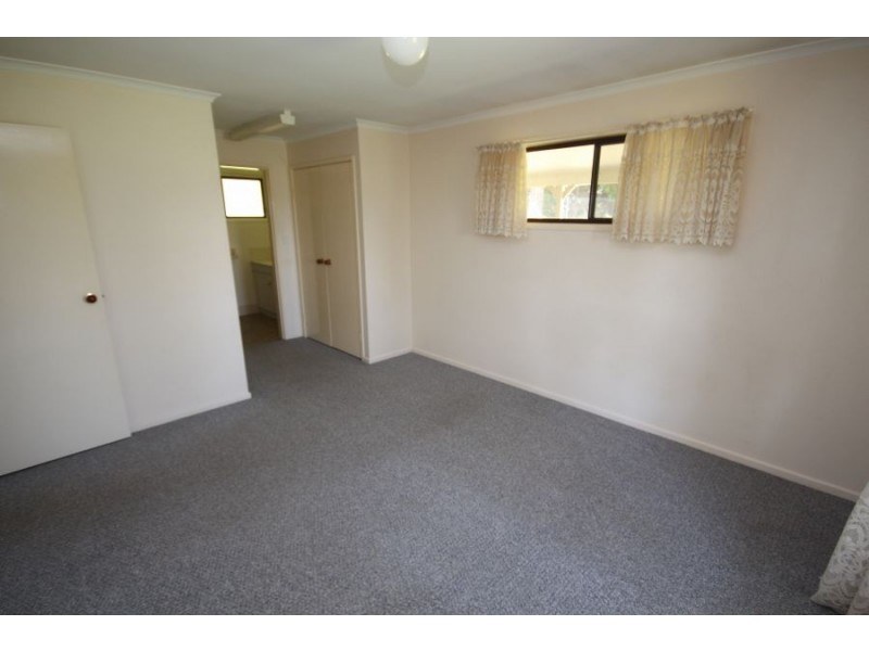 85 Drummond Street, Tenterfield NSW 2372
