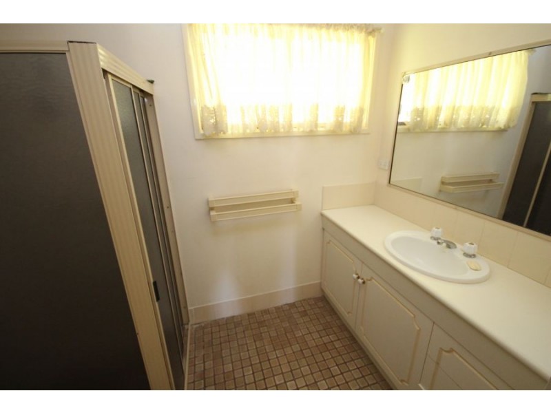 85 Drummond Street, Tenterfield NSW 2372