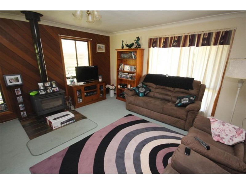 59 Riley Street, Tenterfield NSW 2372