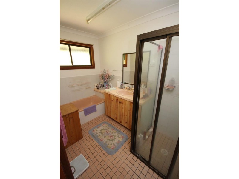 59 Riley Street, Tenterfield NSW 2372
