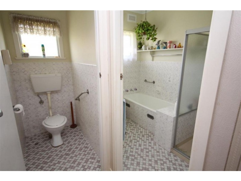 183 High Street, Tenterfield NSW 2372