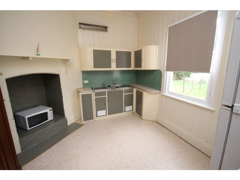 70 Wood Street, Tenterfield NSW 2372