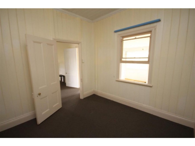 70 Wood Street, Tenterfield NSW 2372