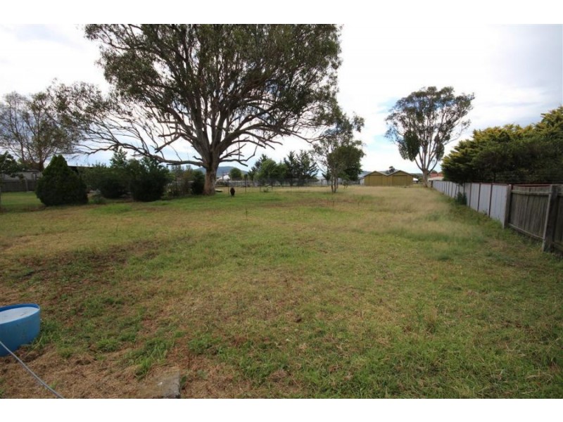 70 Wood Street, Tenterfield NSW 2372