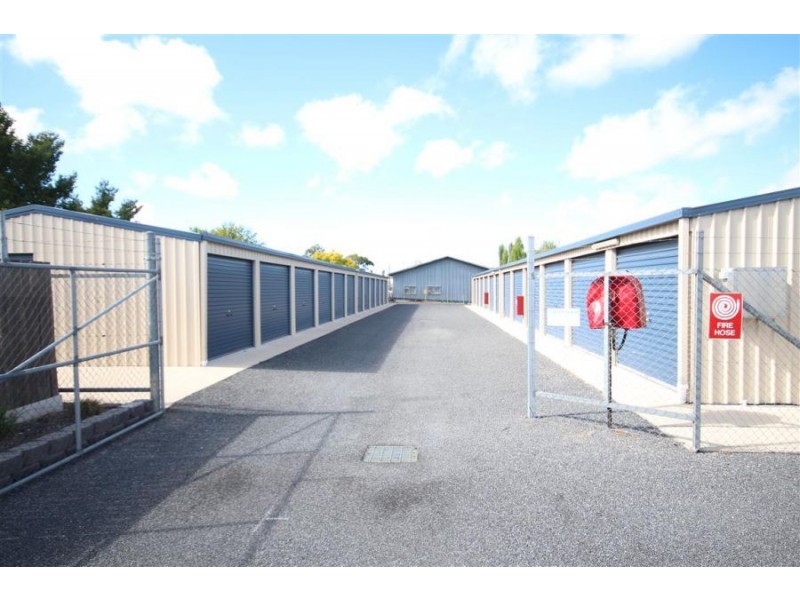 141 High Street, Tenterfield NSW 2372