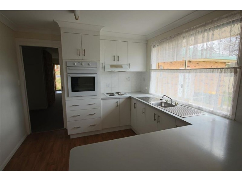 29 George Street, Tenterfield NSW 2372