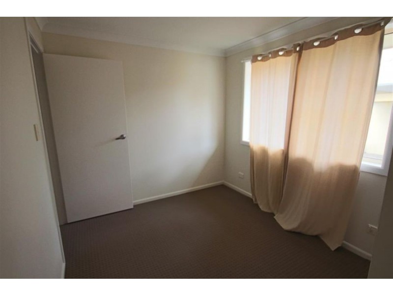 29 George Street, Tenterfield NSW 2372