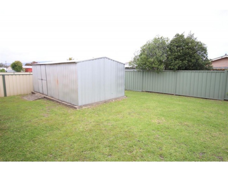 35 Molesworth Street, Tenterfield NSW 2372