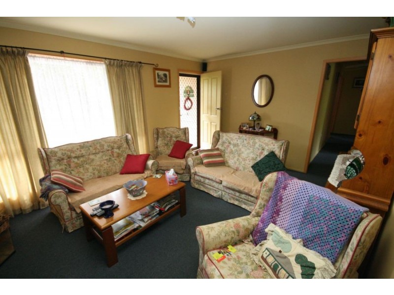 91 Logan Street, Tenterfield NSW 2372