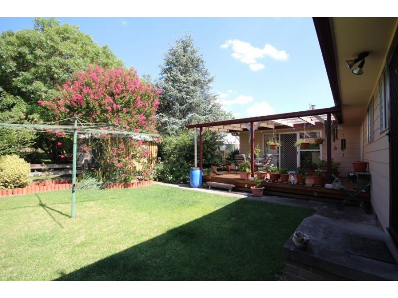 91 Logan Street, Tenterfield NSW 2372