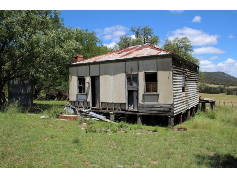 573 Bluff River Road, “Rastases”, Tenterfield NSW 2372