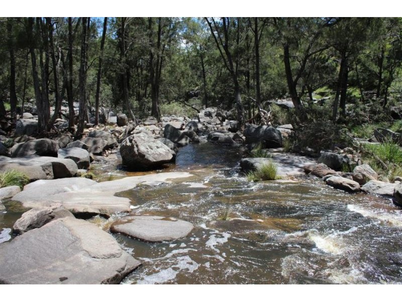 573 Bluff River Road, “Rastases”, Tenterfield NSW 2372