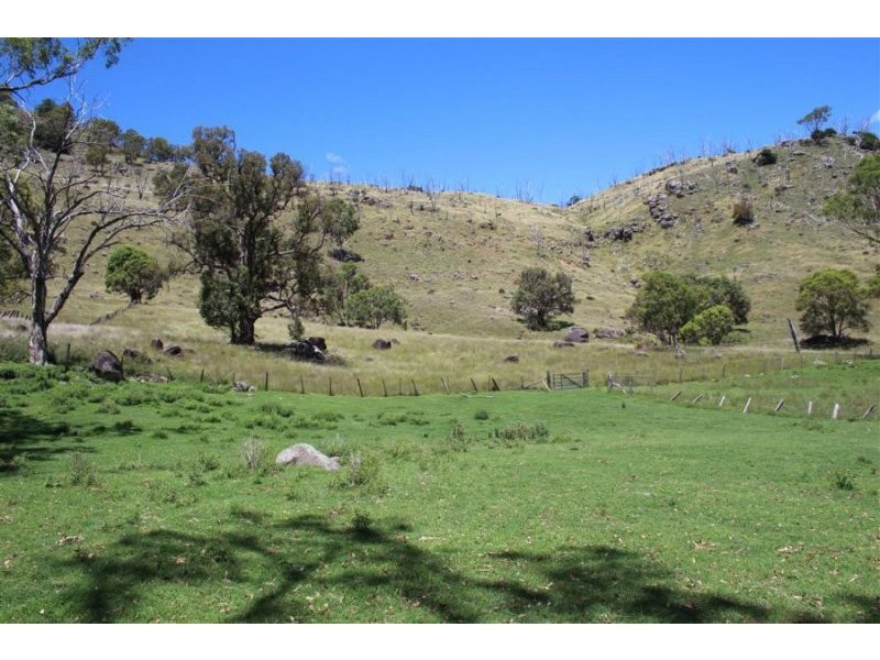 573 Bluff River Road, “Rastases”, Tenterfield NSW 2372