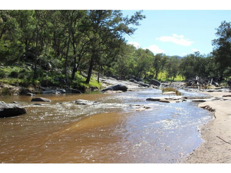 573 Bluff River Road, “The Junction”, Tenterfield NSW 2372