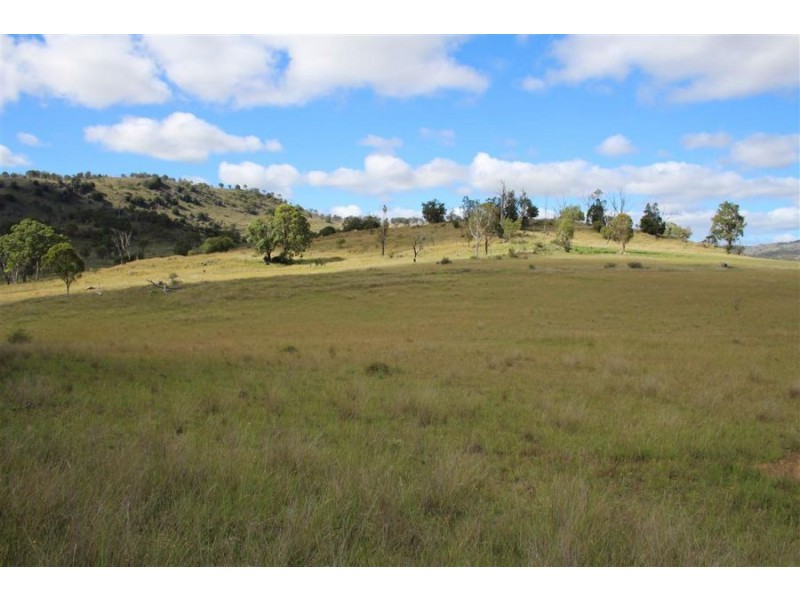 573 Bluff River Road, “Trout Hole”, Tenterfield NSW 2372