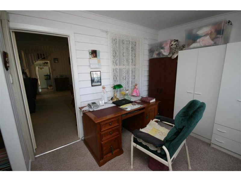 22 Railway Street, Tenterfield NSW 2372