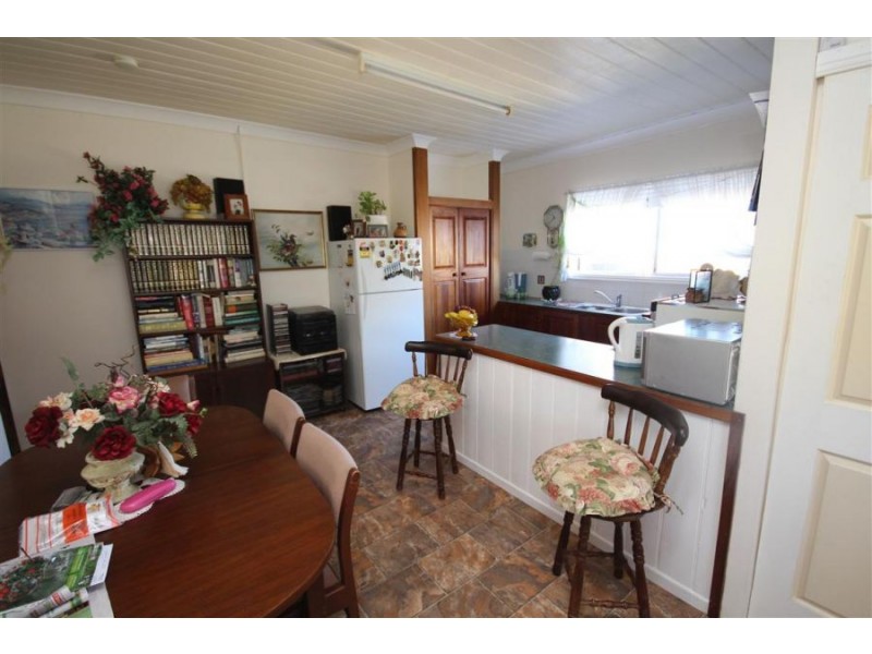 29 Railway Street, Tenterfield NSW 2372