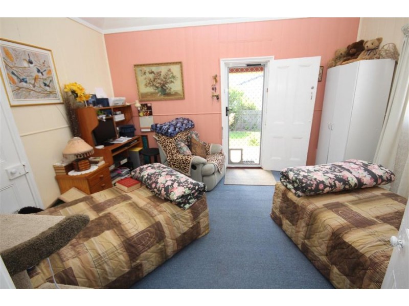 29 Railway Street, Tenterfield NSW 2372