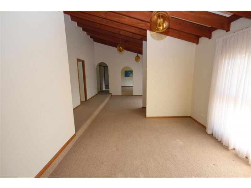 91 Clive Street, Tenterfield NSW 2372