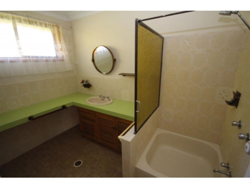 91 Clive Street, Tenterfield NSW 2372