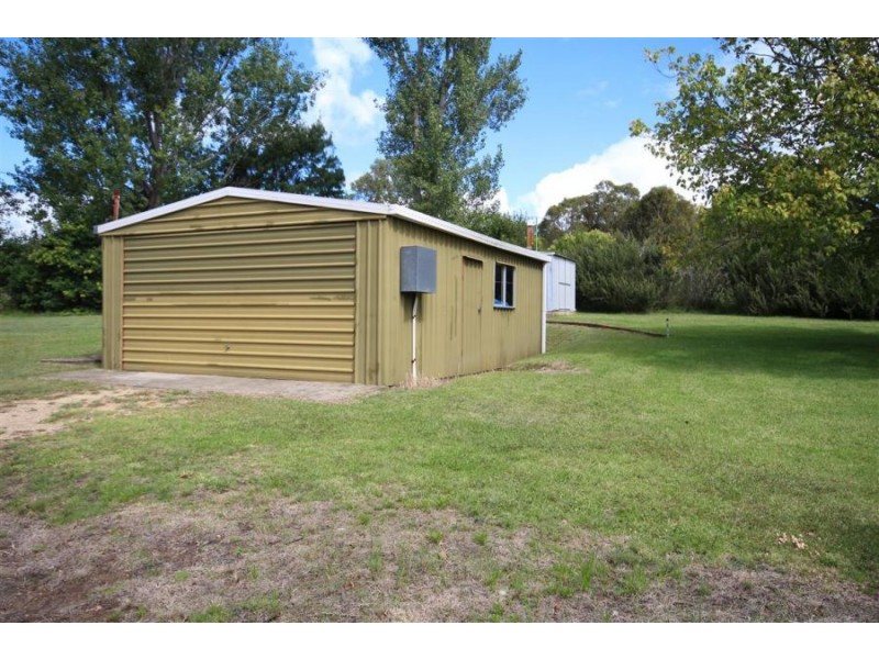 91 Clive Street, Tenterfield NSW 2372