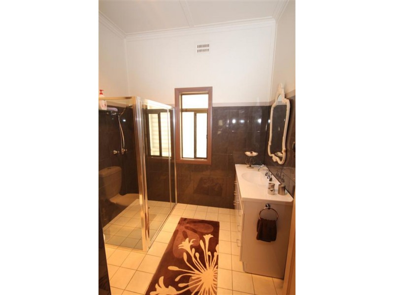 86 High Street, Tenterfield NSW 2372