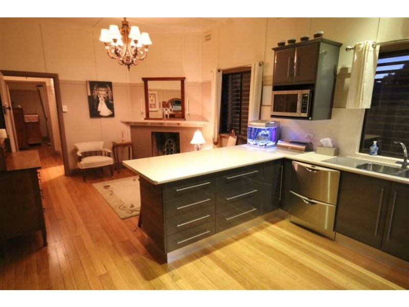 86 High Street, Tenterfield NSW 2372