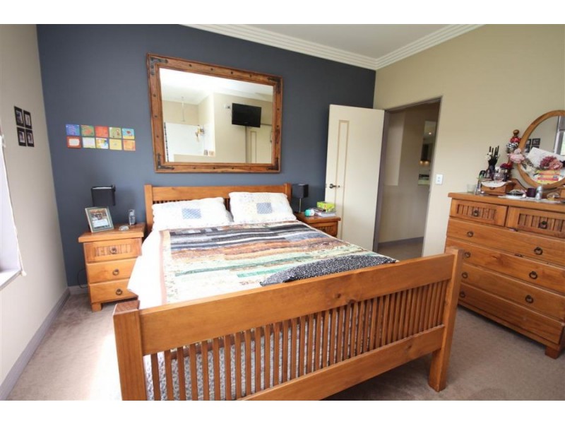 6 Mackenzie Court, Saddlers Estate, Tenterfield NSW 2372