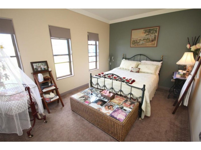 6 Mackenzie Court, Saddlers Estate, Tenterfield NSW 2372