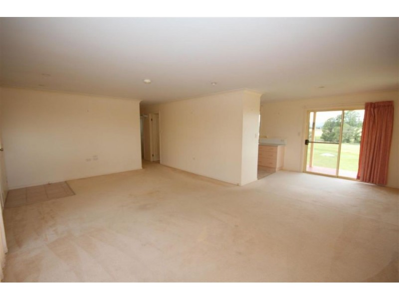 174 Cowper Street, Tenterfield NSW 2372